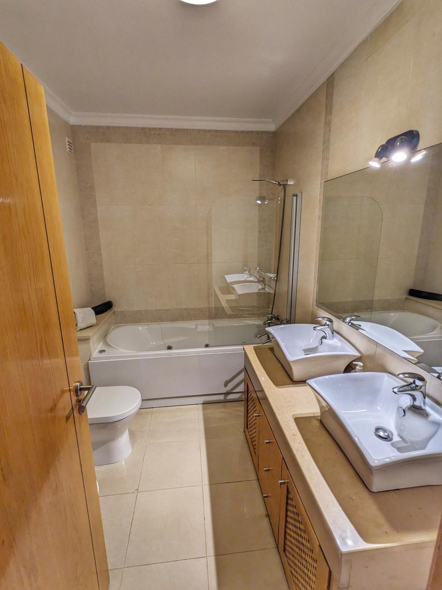 Farm Village- Townhouse 2 Mins From Old Town Albufeira Eksteriør bilde